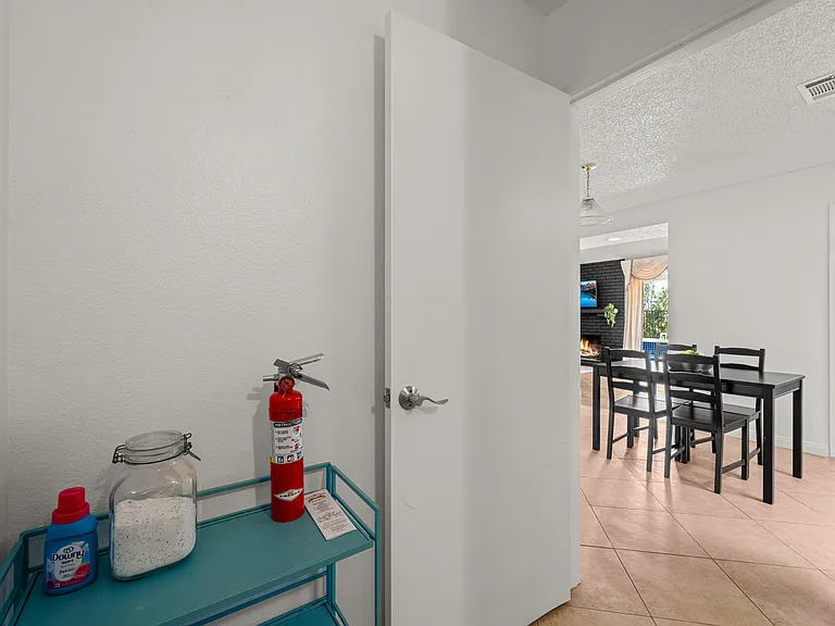 3258 Kirkham Dr — Photo 2