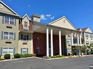 5322 Richmond Rd #322, West Milford, NJ 07480