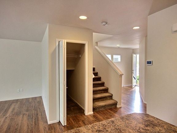 2nd image of 5445 Park St E