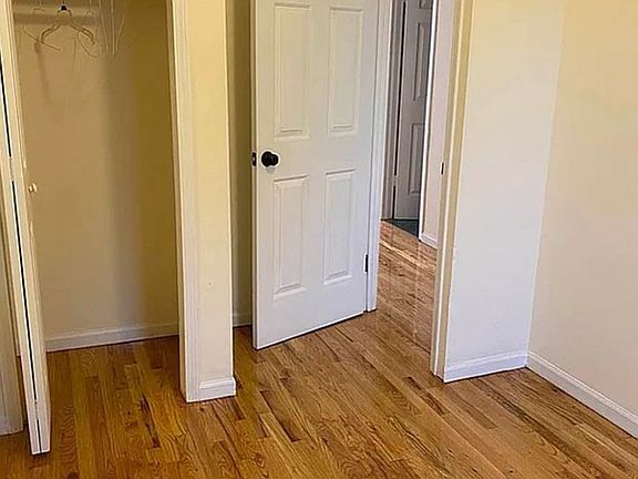5th image of 273 Van Brunt St #3