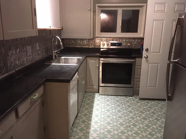 Dennison Ave 1356-1358 CR — Photo 10
