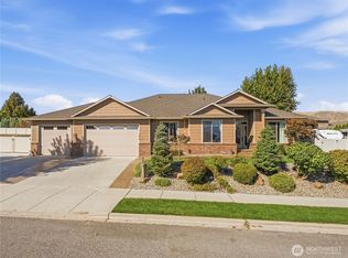 374 Laurie Dr, Wenatchee, WA 98801