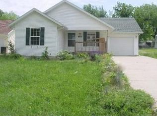 2218 N Oakland Ave, Springfield, MO 65803