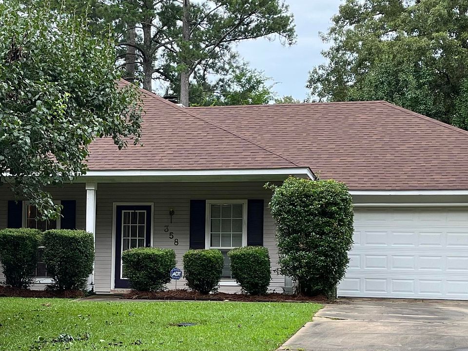 2nd image of 358 Lake Dockery Dr