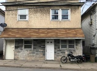 42 Fallbrook St, Carbondale, PA 18407