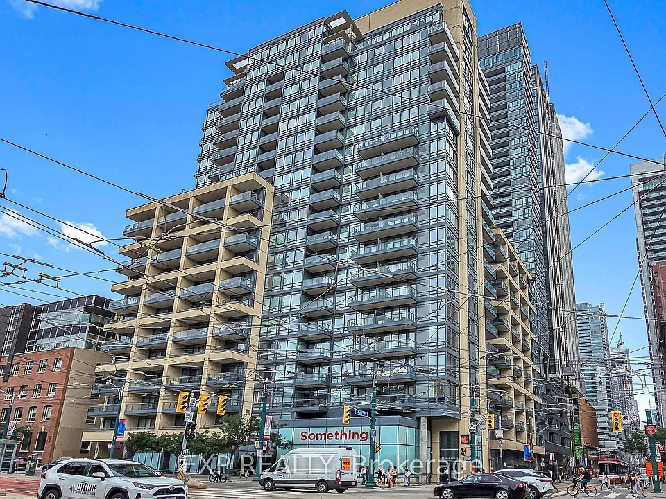 438 King St W #1208