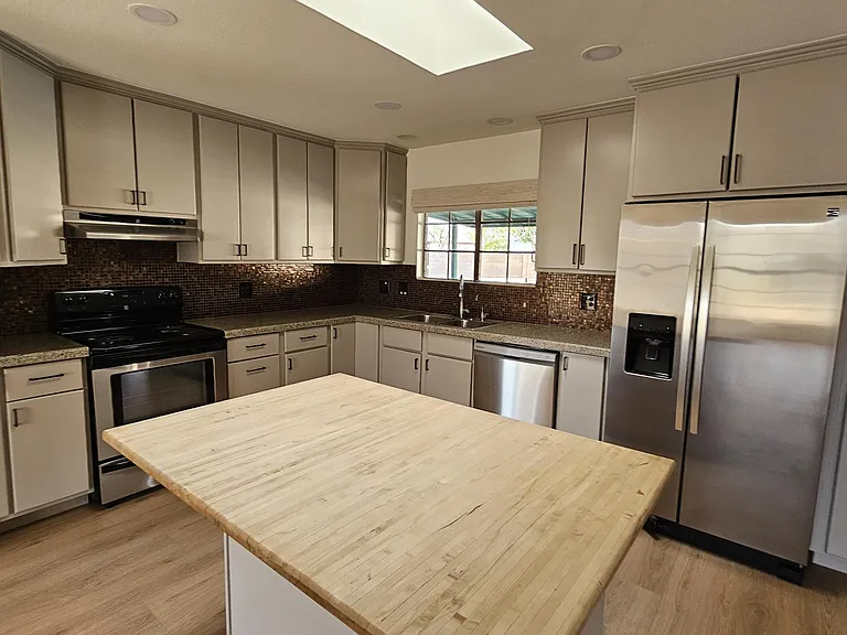 5012 E Presidio Rd — Photo 9