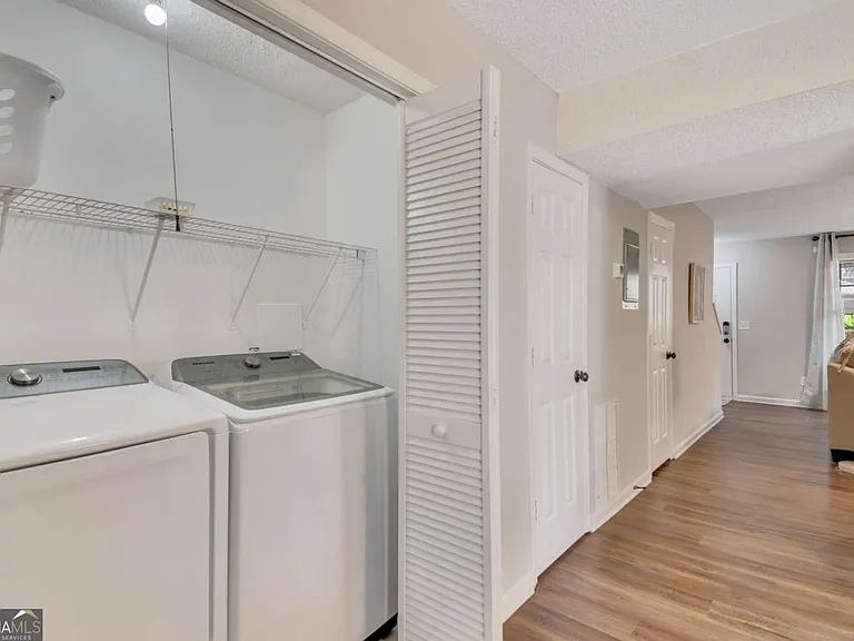 4521 Coopers Creek Cir SE — Photo 12