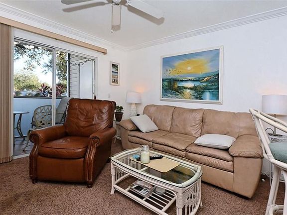 4th image of 850 S Tamiami Trl APT 206