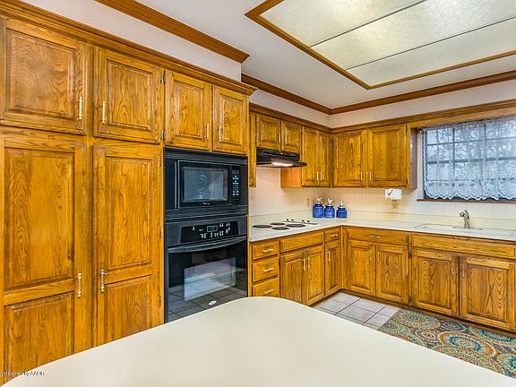 3rd image of 6408 Hamstead Dr