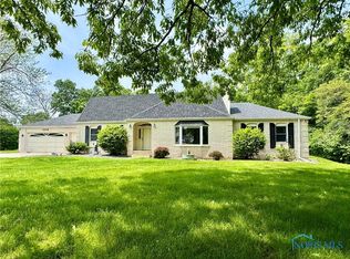 1508 Darbyshire Dr, Defiance, OH 43512