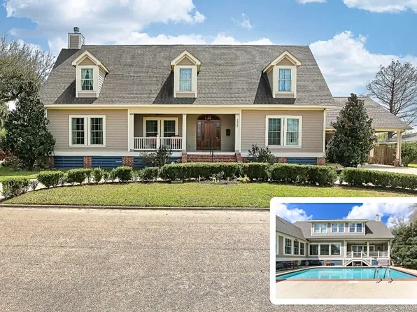 2325 Barbe St, Lake Charles, LA 70601