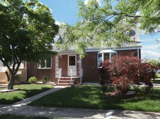 531 Henry St, West Hempstead, NY 11552
