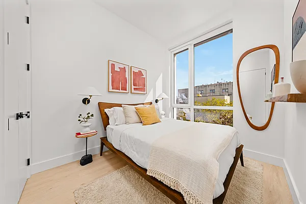 Bedroom, photo 3