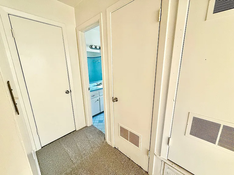 2411 S 5th St #4 — Photo 11