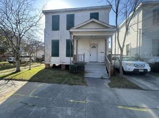 1511 37th St, Galveston, TX 77550