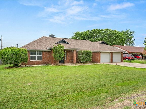 4th image of 381 Norwood Dr
