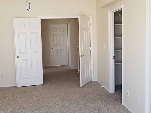 4th image of 2820 Yorkshire Ave