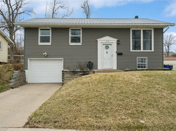 1119 18th St NW, Cedar Rapids, IA 52405