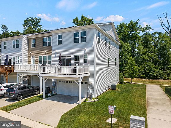 3rd image of 15836 Stokes Ln