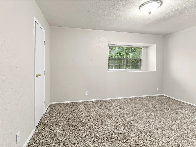 11002 Hammerly Blvd #105 — Photo 7