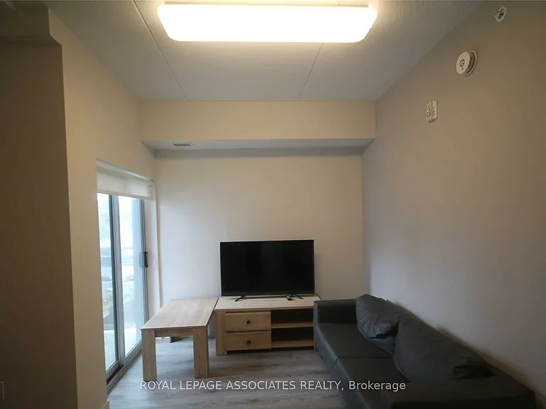 251 Hemlock St #614 — Photo 16