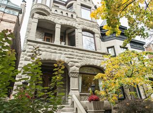 824 W Oakdale Ave #1, Chicago, IL 60657