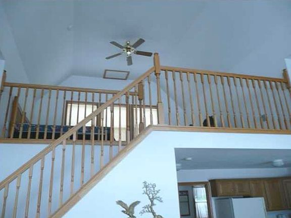 5th image of 8696 Vista Dr