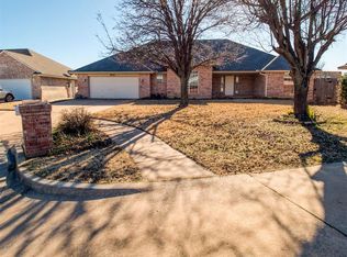 9601 Pheasant Ln, Oklahoma City, OK 73162