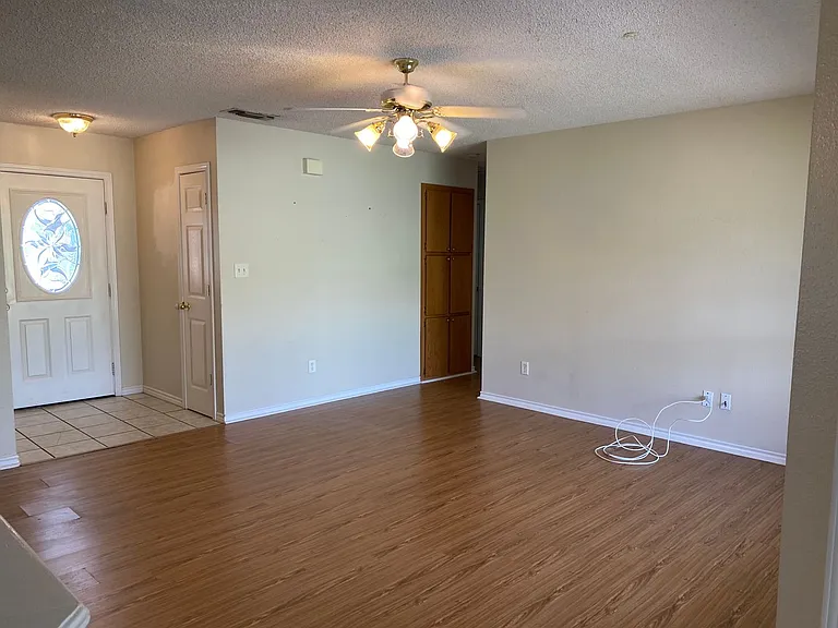 3908 Onaway Trl — Photo 3