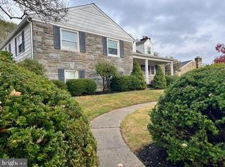 2739 Stony Creek Rd, Broomall, PA 19008