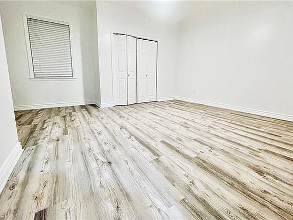 5th image of 3305-07 Louisiana Ave