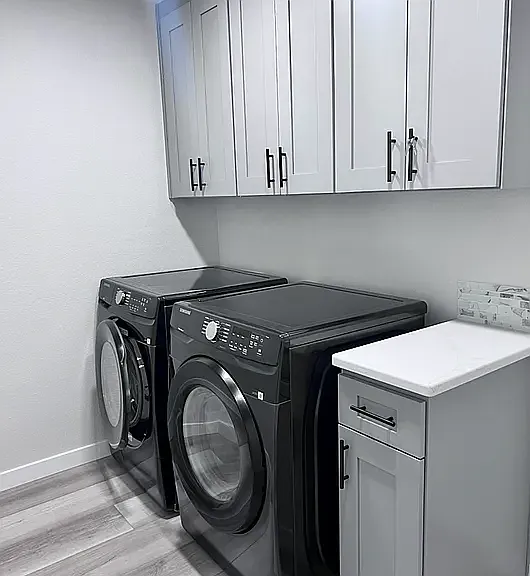 1806 N Coach Ln — Photo 4