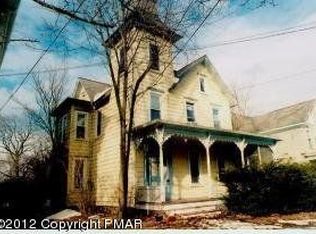102 Analomink St, East Stroudsburg, PA 18301