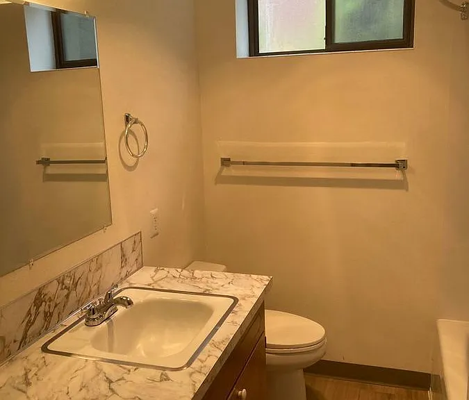 6549 California Ave SW #2 — Photo 10