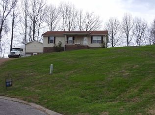 100 Oak Cir, Carthage, TN 37030