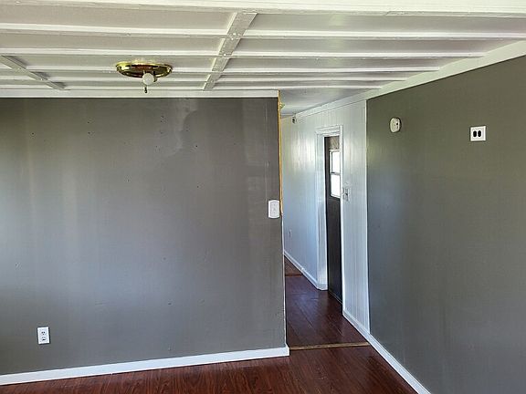5th image of 119 S Lee St