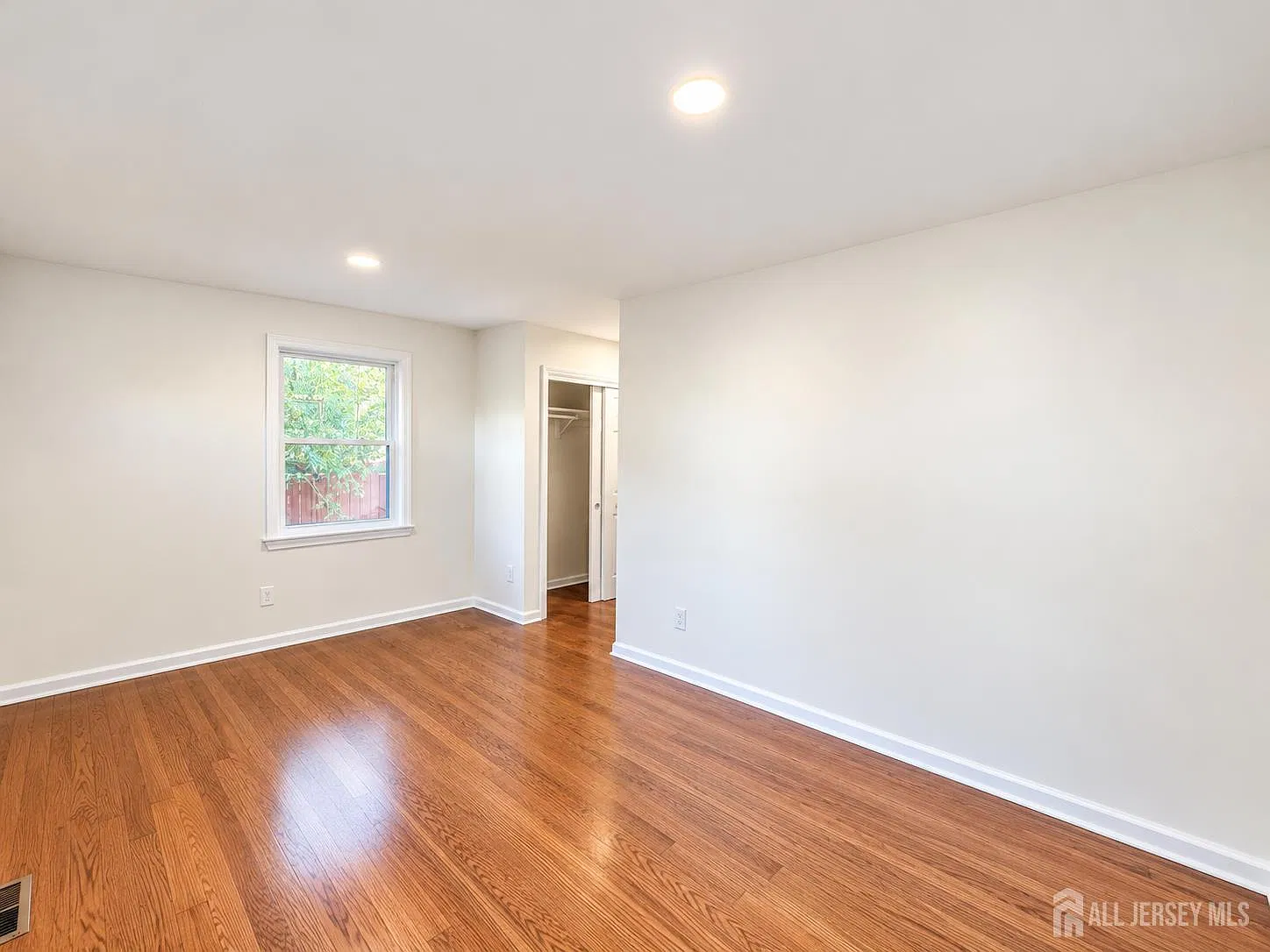 3 bed, 2.0 bath, $3,600 — Photo 3