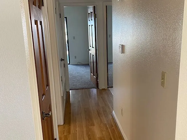 848 Woodland Ave #4 — Photo 9