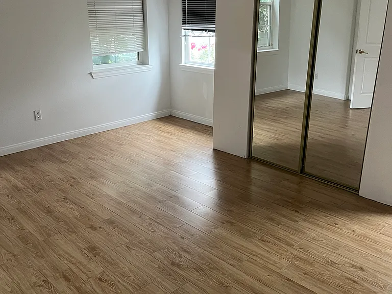 10500 N Amberwood Ln #1 — Photo 5