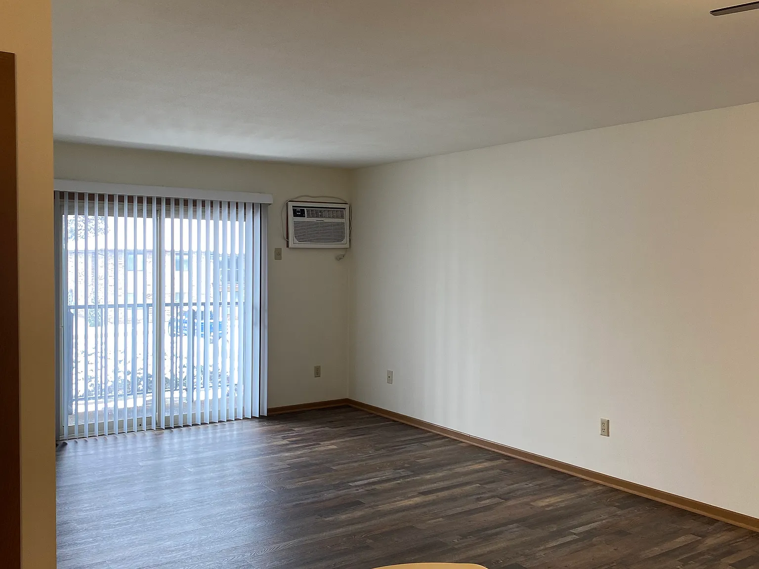2 bed, 850 sqft, $1,000 — Photo 4