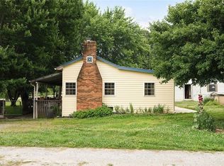 1010 Goins Way Nc Hwy #4633-268, Pilot Mountain, NC 27041