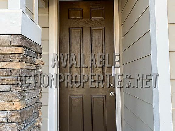 5th image of 2153 Malibu Pl