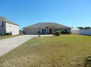 141 Lake McLeod Dr, Eagle Lake, FL 33839
