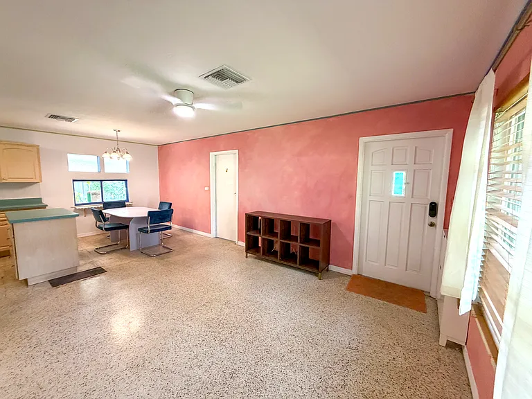 6919 16th St N #0 — Photo 3
