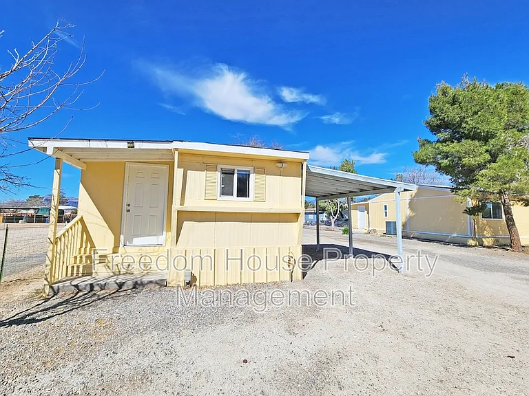 1080 W Windsong Ln #B — Photo 1