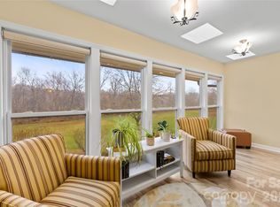 1002 Kenilworth Ct NW, Concord, NC 28027