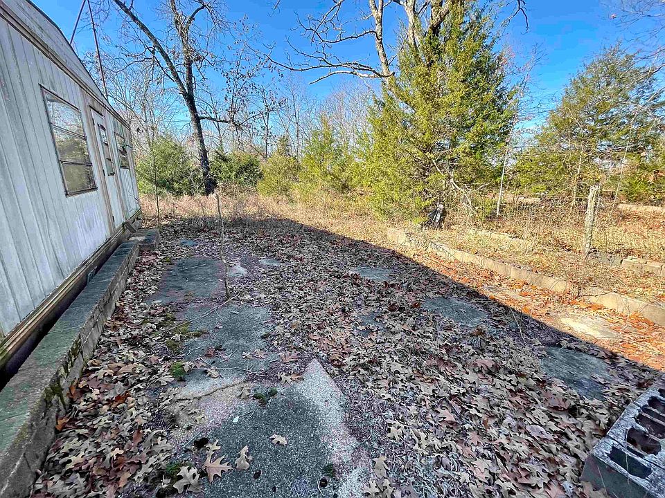 2nd image of 1512 Blackberry Ln