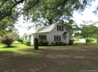 3202 Ambrose Rd, Hayes, VA 23072