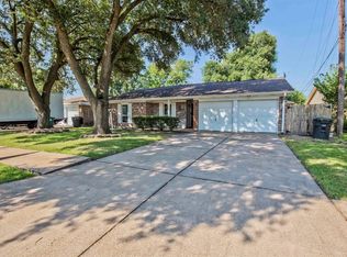 9307 Glen Shadow Dr, Houston, TX 77088